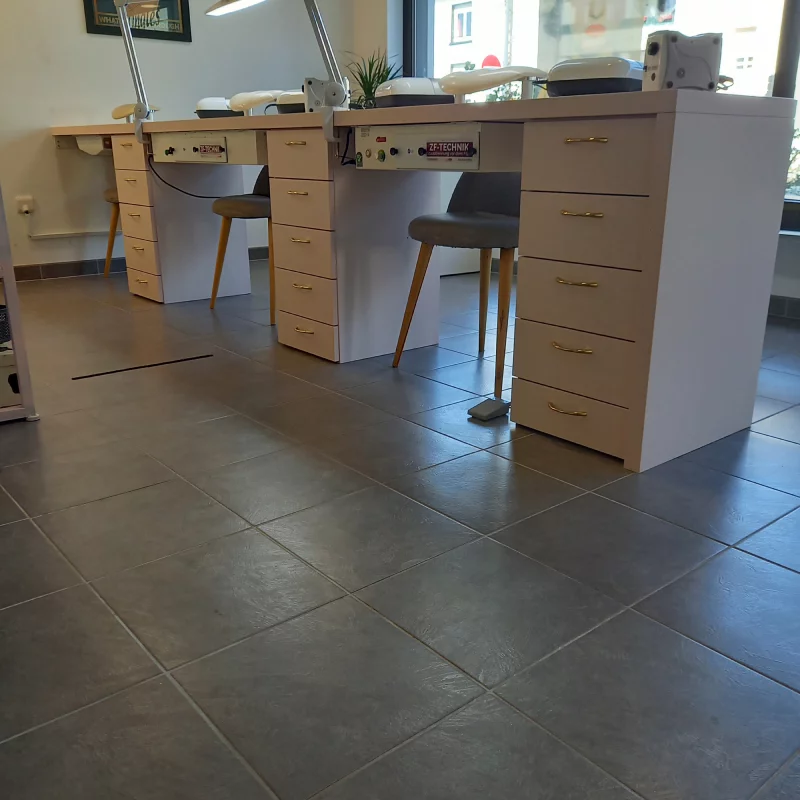 Ylr Meuble Sur Mesure Meuble Sur Mesure Vannes Y L R Meuble Sur Mesure Vannes Onglerie Apres 1 2